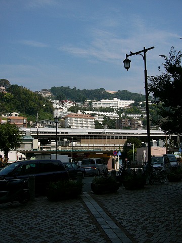 熱海駅の北側の斜面