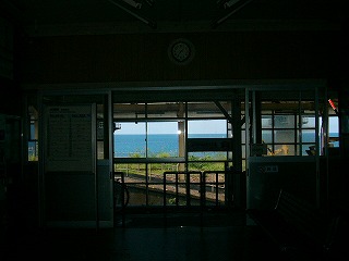 映画館のスクリーンのような光景