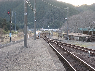 ホーム跡
