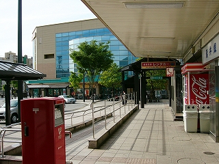 駅前の一角